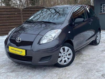 Grau Gebraucht 2011 Toyota Yaris Cool Kleinwagen | 3.490 € (Fairer Preis)