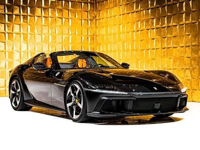 Schwarz Neu 2026 Ferrari 12 Cilindri Cabrio | 618.800 €