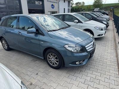 Usata Mercedes B180 122 CV (89 kW) 2013 Monovolume