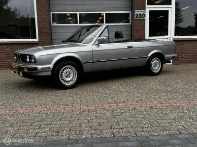 Brugt BMW 325 170 HK (125 kW) 1988 Grå Cabriolet