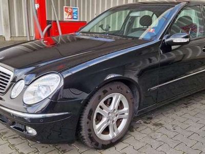 Mercedes E240