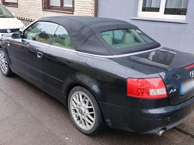 Second-hand Audi A4 220 CP (161 kW) 2002 Negru Cabrio