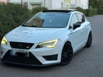 Gebraucht Seat Leon CUPRA 220 PS (161 kW) 2013 Weiß Limousine