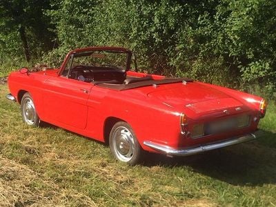 Gebraucht Renault Caravelle 46 PS (33 kW) 1968 Rot Cabrio