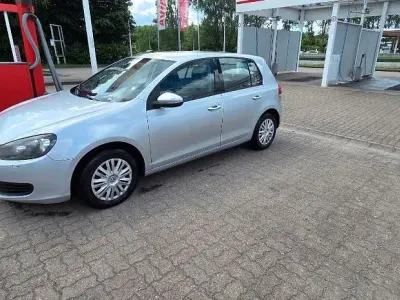 Gebraucht VW Golf VI Trendline 80 PS (58 kW) 2009 Silber Limousine