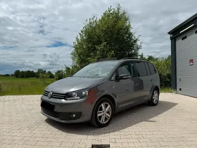 Gebraucht VW Touran Match 105 PS (77 kW) 2013 Grau Van / Kleinbus