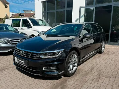Gebraucht VW Passat R-line 190 PS (139 kW) 2019 Schwarz Kombi