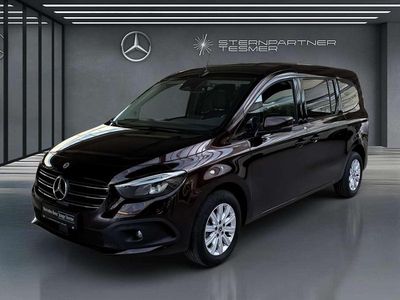 Gebraucht Mercedes T180 Progressive 131 PS (96 kW) 2025 Rubellitrot metallic Van / Kleinbus