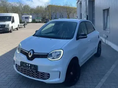 Gebraucht Renault Twingo Urban Night 65 PS (47 kW) 2024 Weiß Kleinwagen