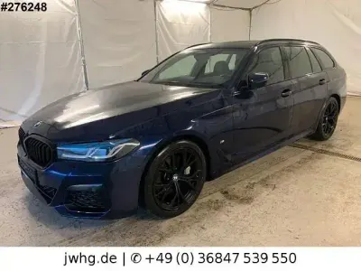 Gebraucht BMW 530 M Sport 286 PS (210 kW) 2022 Tansanitblau (metallic) Kombi