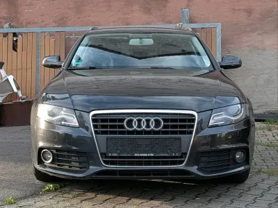 Gebraucht Audi A4 120 PS (88 kW) 2010 Schwarz Kombi