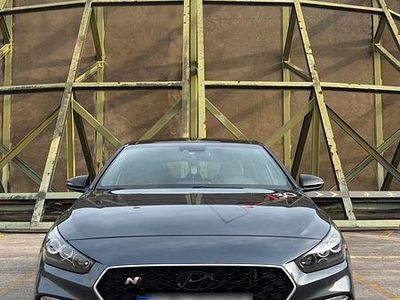 Grau Gebraucht 2020 Hyundai i30 Kleinwagen | 21.499 € (Guter Preis)