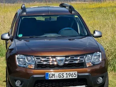 Gebraucht Dacia Duster Prestige 125 PS (91 kW) 2014 Braun SUV