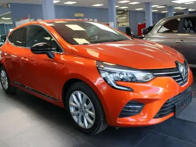 Gebraucht Renault Clio V Intens 140 PS (102 kW) 2021 Orange Limousine
