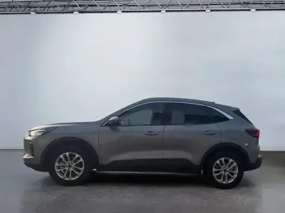 Używany Ford Kuga Titanium 190 KM (139 kW) 2024 Srebrny SUV