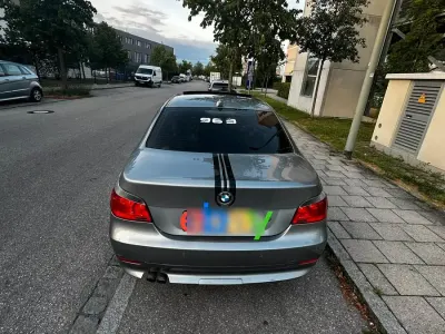 Gebraucht BMW 520 177 PS (130 kW) 2006 Grau Limousine
