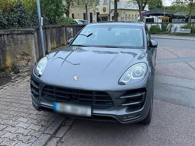 Second-hand Porsche Macan Turbo 400 CP (294 kW) 2015 Verde SUV