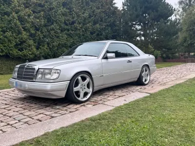 Gebraucht Mercedes E320 220 PS (161 kW) 1993 Silber Coupé
