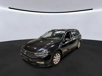 Gebraucht VW Passat Business 150 PS (110 kW) 2021 Deep black perleffekt Kombi