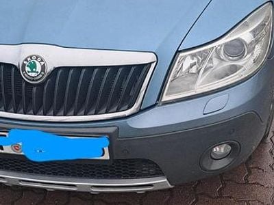 Gebraucht Skoda Octavia 150 PS (110 kW) 2012 Grau Limousine