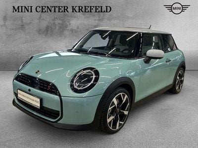 Gebraucht Mini Cooper S Classic 204 PS (150 kW) 2024 Gruen Kleinwagen