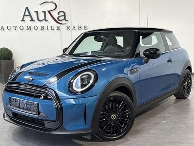 Gebraucht Mini Cooper SE 135 kW (184 PS) 2023 Blau Kleinwagen