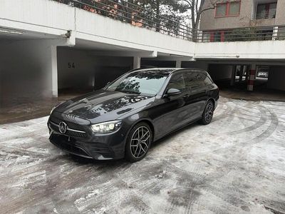 Schwarz Gebraucht 2020 Mercedes E400 AMG Kombi | 32.999 € (Fairer Preis)