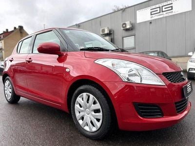 Gebraucht Suzuki Swift Club 94 PS (69 kW) 2010 Rot Kleinwagen