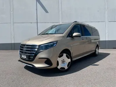 Gebraucht Mercedes V300 AMG 237 PS (174 kW) 2025 Gold Van / Kleinbus