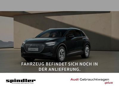 Schwarz (mythosschwarz metallic) Gebraucht 2024 Audi Q4 e-tron S-Line SUV | 43.981 € (Fairer Preis)