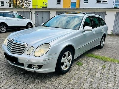Mercedes E220