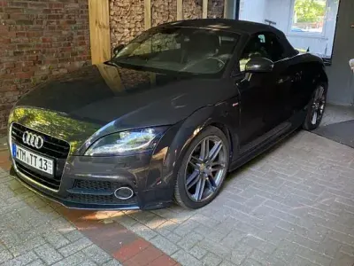 Gebraucht Audi TT Roadster Sport 160 PS (117 kW) 2014 Grau Cabrio