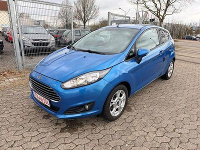Gebraucht Ford Fiesta Trend 65 PS (47 kW) 2013 Blau Kleinwagen