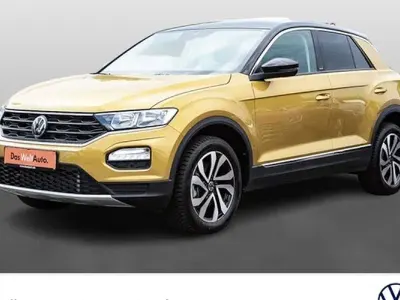 Begagnad VW T-Roc Active 150 HK (110 kW) 2021 Gul SUV