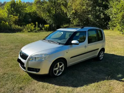 Gebraucht Skoda Roomster 80 PS (58 kW) 2007 Silber Van / Kleinbus