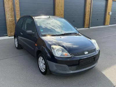Gebraucht Ford Fiesta 60 PS (44 kW) 2005 Blau Kleinwagen