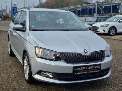 Silber Gebraucht 2016 Skoda Fabia Cool Edition Kombi | 6.990 € (Guter Preis)