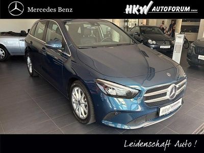 Gebraucht Mercedes B180 136 PS (100 kW) 2020 Blau Van / Kleinbus
