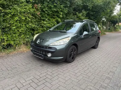Gebraucht Peugeot 207 120 PS (88 kW) 2009 Grau Kombi