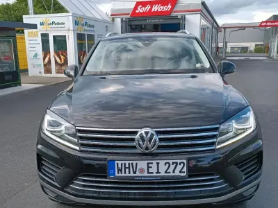 Gebraucht VW Touareg Terrain Tech 262 PS (192 kW) 2017 Schwarz SUV