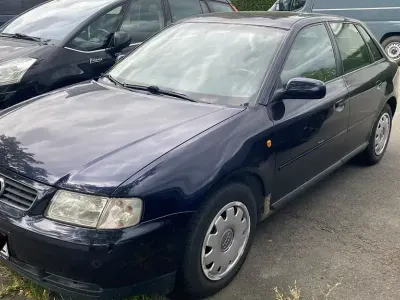 Gebraucht Audi A3 Ambition 90 PS (66 kW) 1999 Blau Kleinwagen