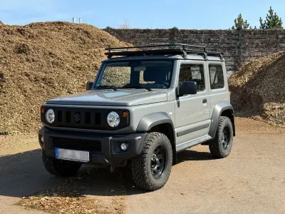 Gebraucht Suzuki Jimny Comfort 102 PS (75 kW) 2019 Grau SUV
