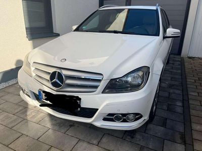 Gebraucht Mercedes C250 Avantgarde 204 PS (150 kW) 2013 Kombi