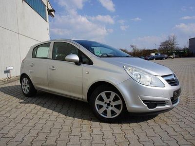 Gebraucht Opel Corsa 80 PS (58 kW) 2009 Starsilber iii m2 Kleinwagen
