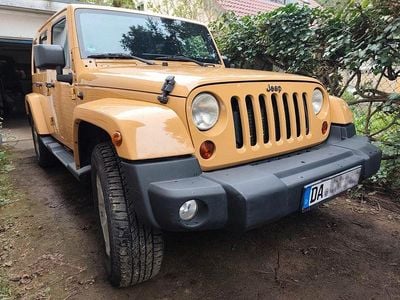 Second-hand Jeep Wrangler Unlimited Sahara 200 CP (147 kW) 2013 Bej SUV