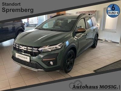Neu Dacia Jogger Extreme 94 PS (69 kW) 2026 Grün schwarz Van / Kleinbus