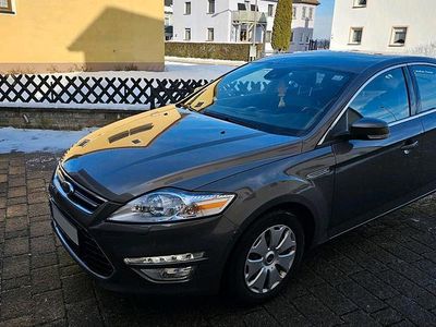 Gebraucht Ford Mondeo 163 PS (119 kW) 2010 Grau Limousine