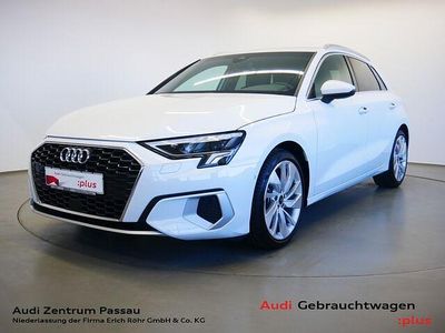 Weiß Gebraucht 2023 Audi A3 Advanced Limousine | 32.290 €