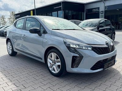 Second-hand Renault Clio V Evolution 91 CP (66 kW) 2025 Gri Hatchback