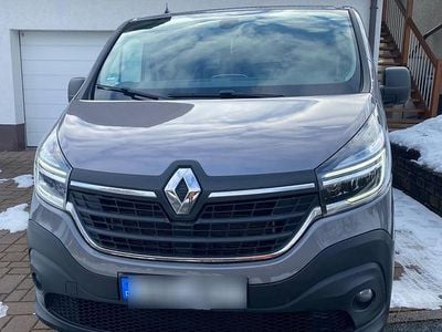 Grau Gebraucht 2020 Renault Trafic Van / Kleinbus | 22.990 € (Superpreis)